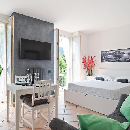 Lake Como Studio With Balcony And Private Parking Оссуччо Экстерьер фото